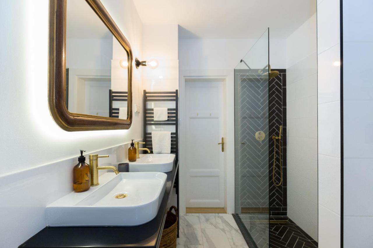 Apartment Style & Harmony In The Absolute Center Of *